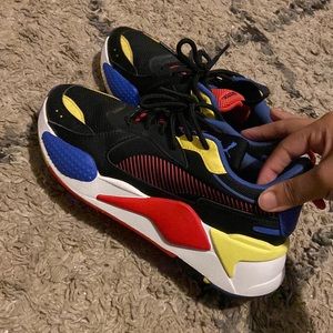 Womens sneakers